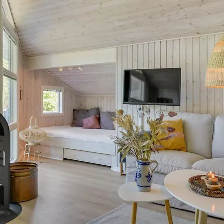 Bole - 400m From The Sea By Interhome 펜션