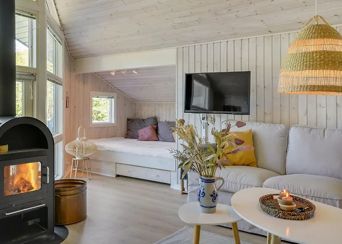 Bole - 400m From The Sea By Interhome Holiday home